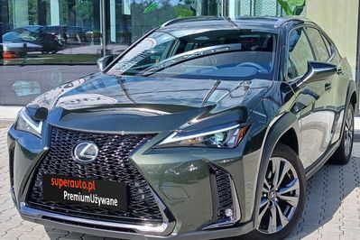 Lexus UX 300h F Sport Design