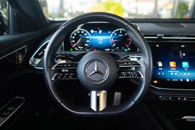 Mercedes Klasa E 220d  4-Matic AMG 9G-Tronic