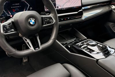 BMW Seria 5 520d M Sport