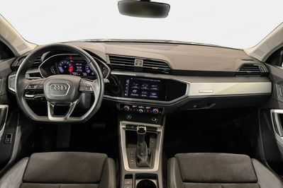 Audi Q3 35 TFSI mHEV S-Line S tronic