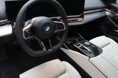 BMW Seria 5 520d xDrive M Sport