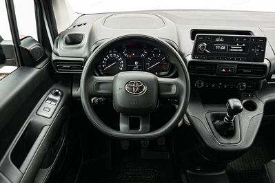 Toyota Proace City L2H1 Zabudowa Brygadowa