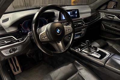 BMW Seria 7 740d xDrive M Sport