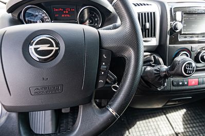 Opel Movano L2H2