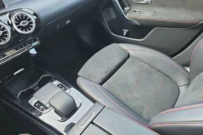 Mercedes Klasa A 220 4-Matic  AMG-Line 7G-DCT