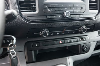 Peugeot Traveller Long L2H1 Business