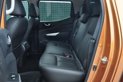 Nissan Navara 2.3