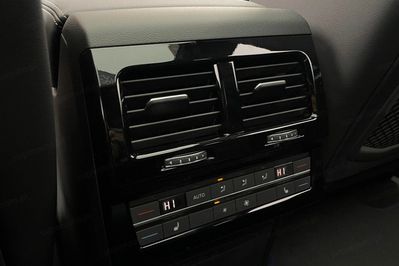 Volkswagen Touareg R 3.0 V6 TFSI eHybrid 4MOTION