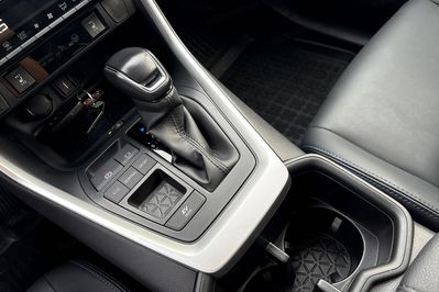 Toyota RAV4 Selection 2.5 Hybrid