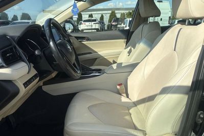 Toyota Camry 2.5 Hybrid Comfort Cvt