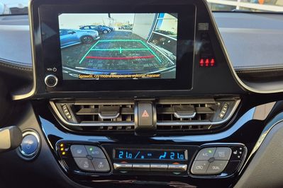 Toyota C-HR 1.8 Hybrid Style