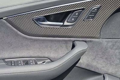 Audi Q7 SQ7 TFSI quattro