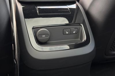 Volvo V60 T6 AWD Plug-In Hybrid Plus Dark aut