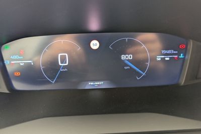 Peugeot 2008 ALLURE 1.2 PureTech