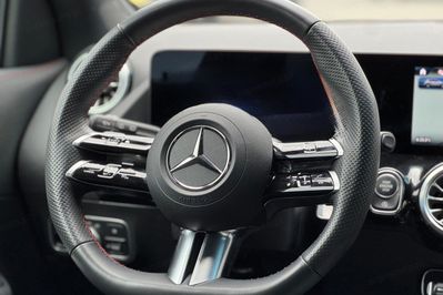Mercedes GLA 250 e AMG Line