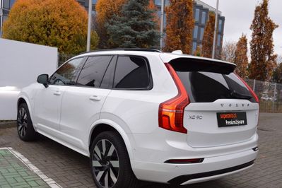 Volvo XC90 T8 AWD Plug-In Hybrid Ultimate Dark 7os aut