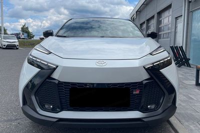 Toyota C-HR GR Sport 2.0 Hybrid Dynamic Force Plug-in
