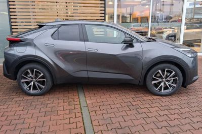 Toyota C-HR Style 2.0 Hybrid Dynamic Force Plug-in