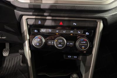 Volkswagen T-Roc TSI