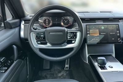 Land Rover Range Rover 4.4 V8 P615 mHEV SV