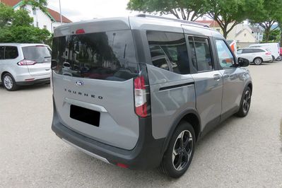 Ford Tourneo Courier Active