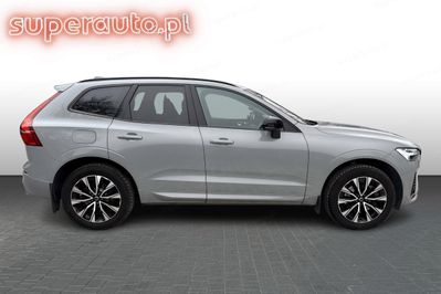 Volvo XC60 B4 B Plus Dark