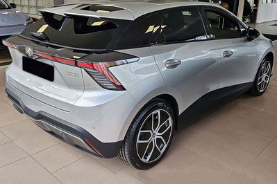 MG 4 64kWh Luxury