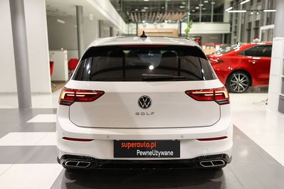 Volkswagen Golf EVO R-Line