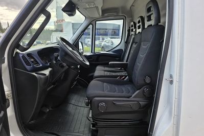 Iveco Daily 35S18A8 L4H2 HI-MATIC