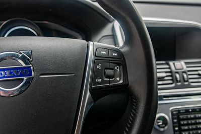 Volvo XC60 D4 Momentum Plus