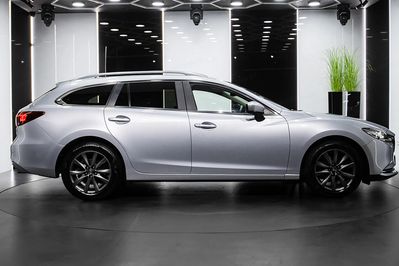 Mazda 6 2.0 Center-Line