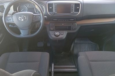 Toyota Proace Verso 2.0 D4-D Long Family Aut.