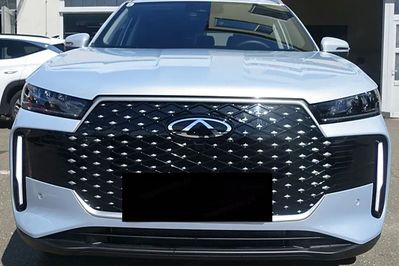 Chery Tiggo 4 Premium 1.5 HEV