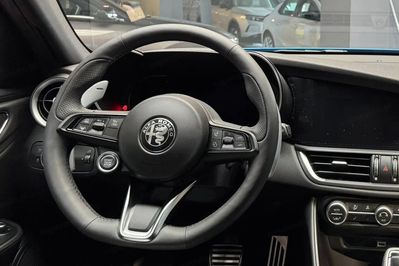 Alfa Romeo Giulia 2.0 Turbo Veloce Q4 aut