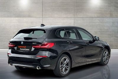 BMW Seria 1 120i Sport Line aut