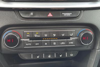 Kia Ceed 1.5 T-GDI L Business Line Plus