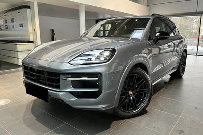 Porsche Cayenne Black Edition