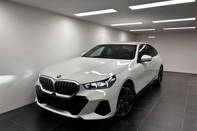 BMW Seria 5 530e xDrive M Sport