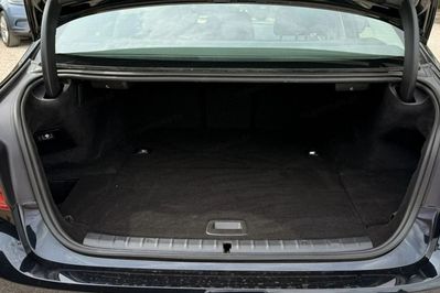 BMW Seria 5 530e iPerformance xDrive Sport Line sport aut