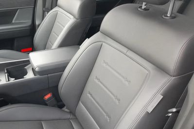 Hyundai Santa Fe 1.6 T-GDI HEV Platinum 4WD aut 7os.