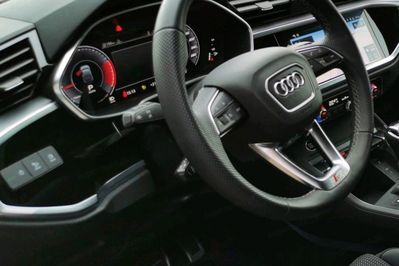 Audi Q3 35 TFSI S line