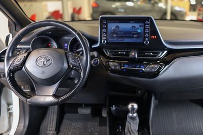 Toyota C-HR 2.0 Hybrid