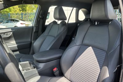 Toyota RAV4 Selection 2.5 Hybrid