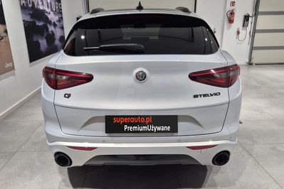 Alfa Romeo Stelvio Turbo Veloce Q4