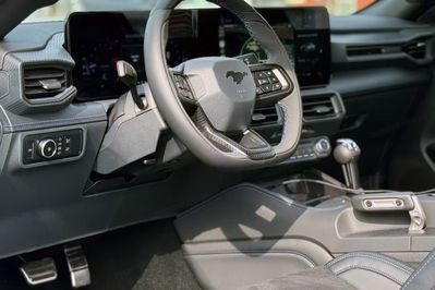 Ford Mustang Dark Horse aut 5.0 Ti-VCT V8