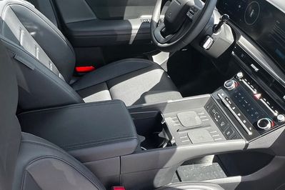 Hyundai Santa Fe 1.6 T-GDI PHEV Calligraphy 4WD aut 6os.