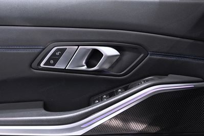 BMW Seria 3 330i xDrive M Sport