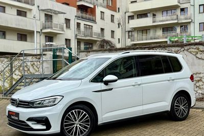 Volkswagen Touran 1.5 TSI R-Line DSG