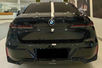 BMW Seria 7 740d xDrive M Sport