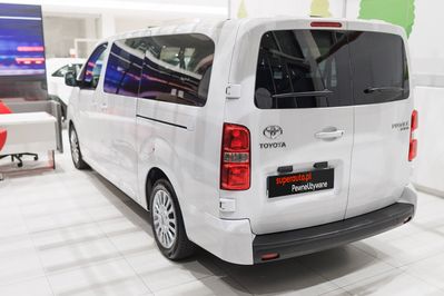 Toyota Proace Verso Long L2H1 Business AT